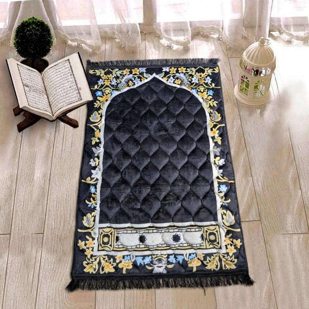 The Velvet Honeycomb Quilted Janamaz prayermat 75x120 cm Design - 1