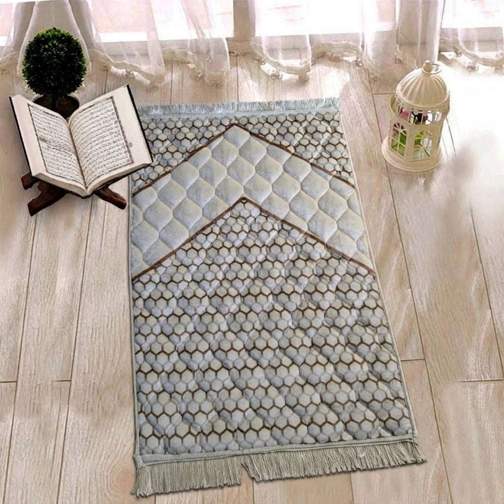 The Velvet Honeycomb Quilted Janamaz prayermat 75x120 cm Design - 1